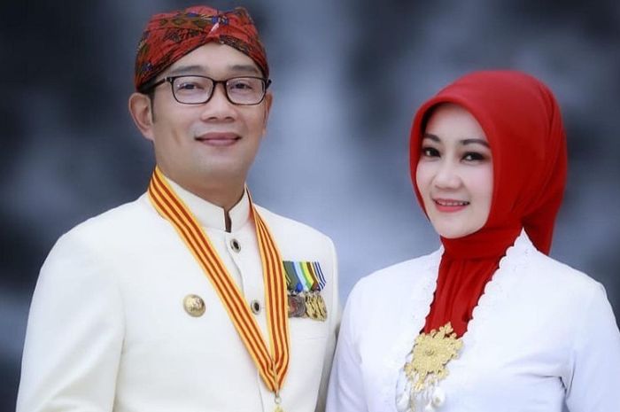 Usai Rumah Digeledah KPK hingga Suami Diduga Menghilang, Istri Ridwan Kamil Beri Pesan Bijak Ini, Sosok Istri yang Religius