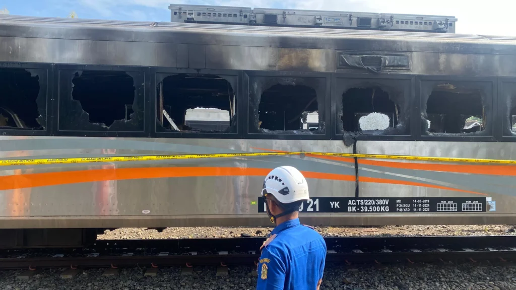 Motif Pembakar 3 Gerbong di Stasiun Tugu: Sakit Hati Diturunkan 9 Kali dari KA