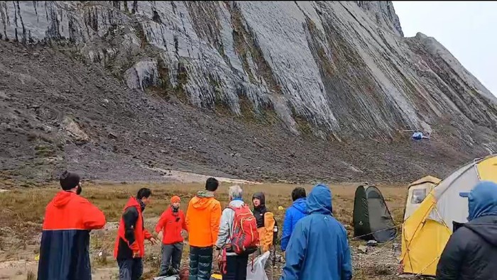 Jasad Lilie Dievakuasi dari Puncak Carstensz Pagi Ini Usai Terkendala Cuaca